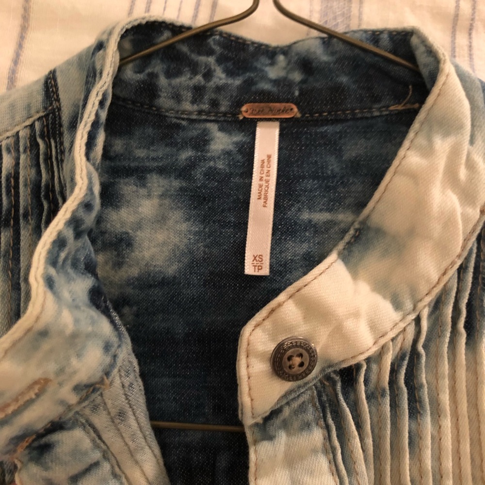 Free People button down - Picture 3 of 4